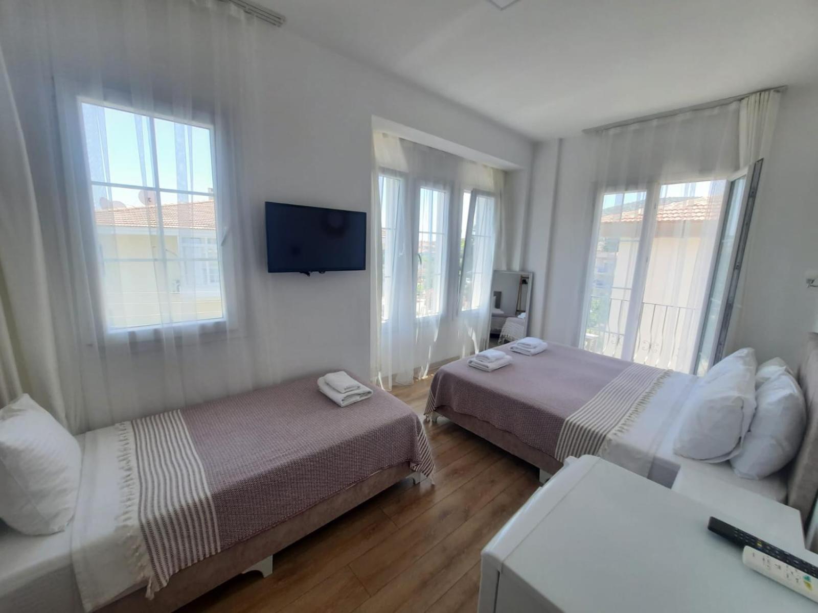 Adil Pansiyon Çeşme 외부 사진