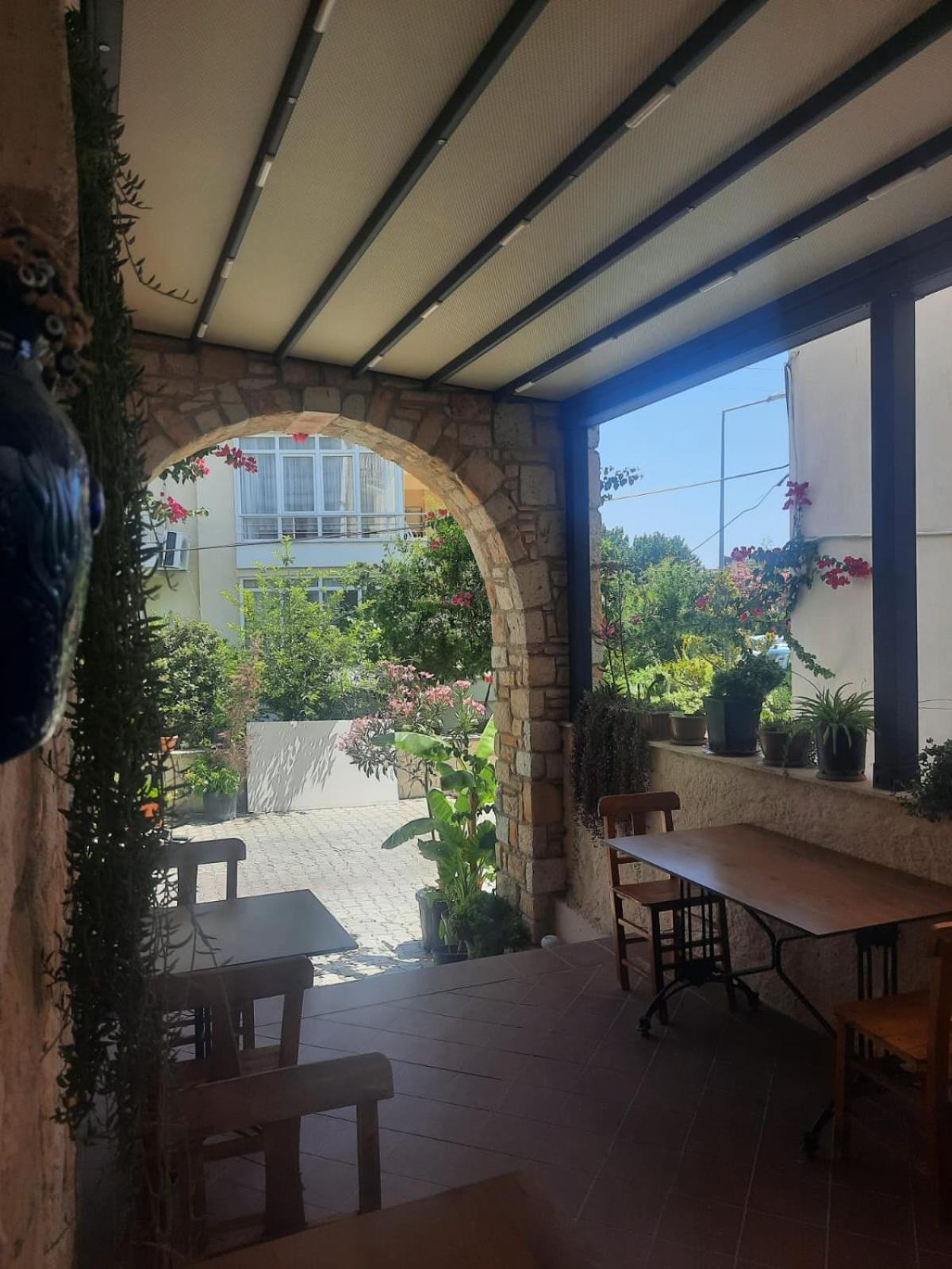 Adil Pansiyon Çeşme 외부 사진